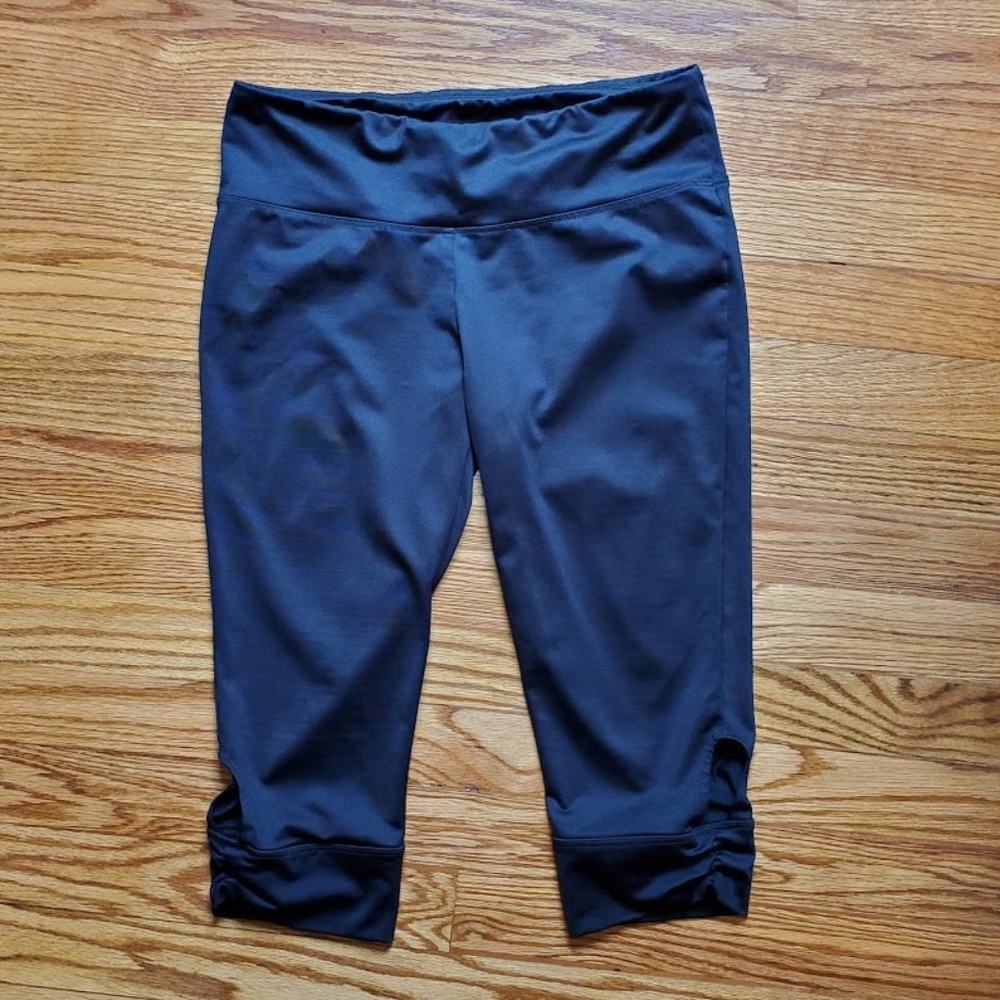 Ryka Capri Leggings Black size S